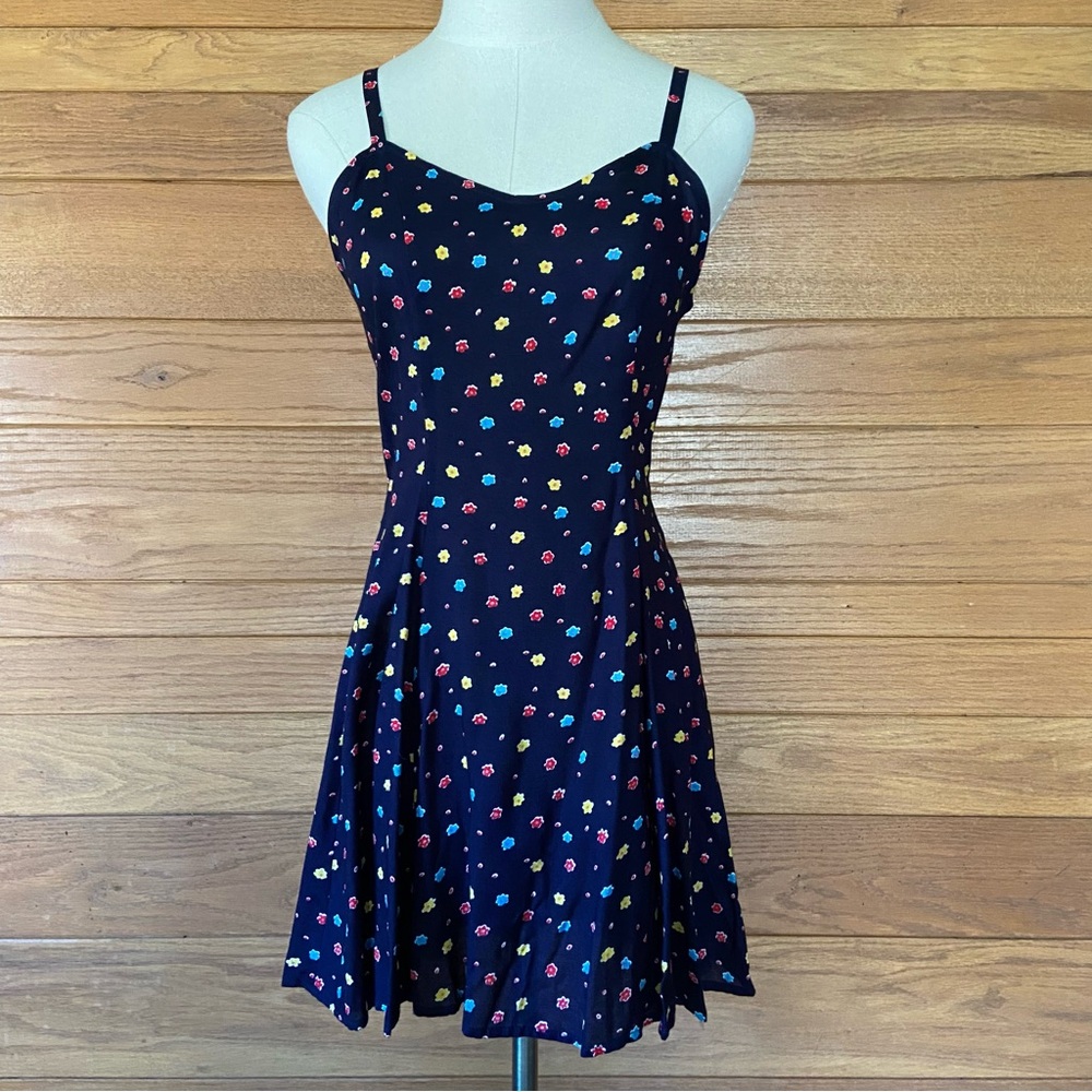 Vintage 90s ditsy floral print mini skater dress